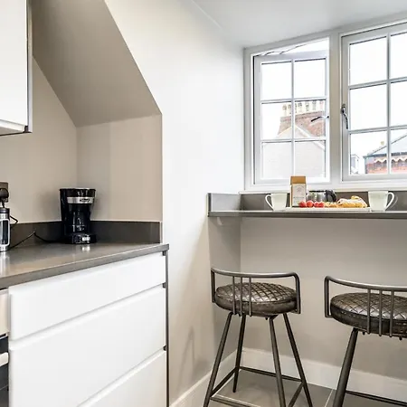 11 - Bootham House * York